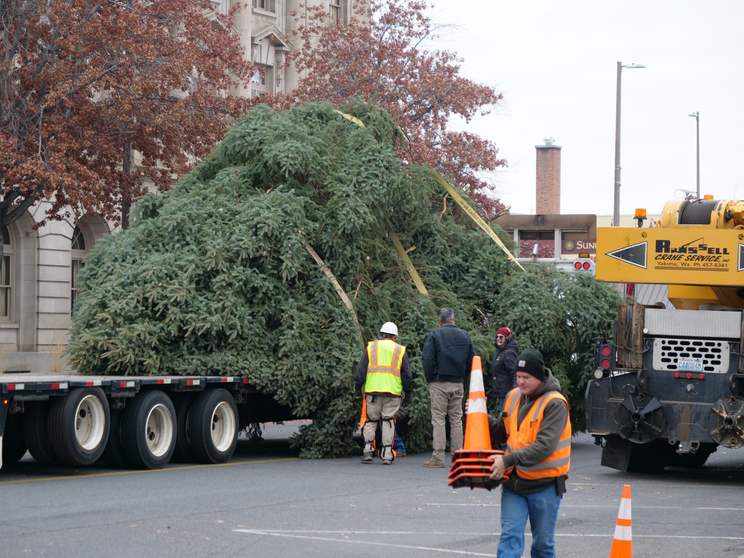 Lighted Parade Ushers in Yakima’s Holiday Season News City of Yakima