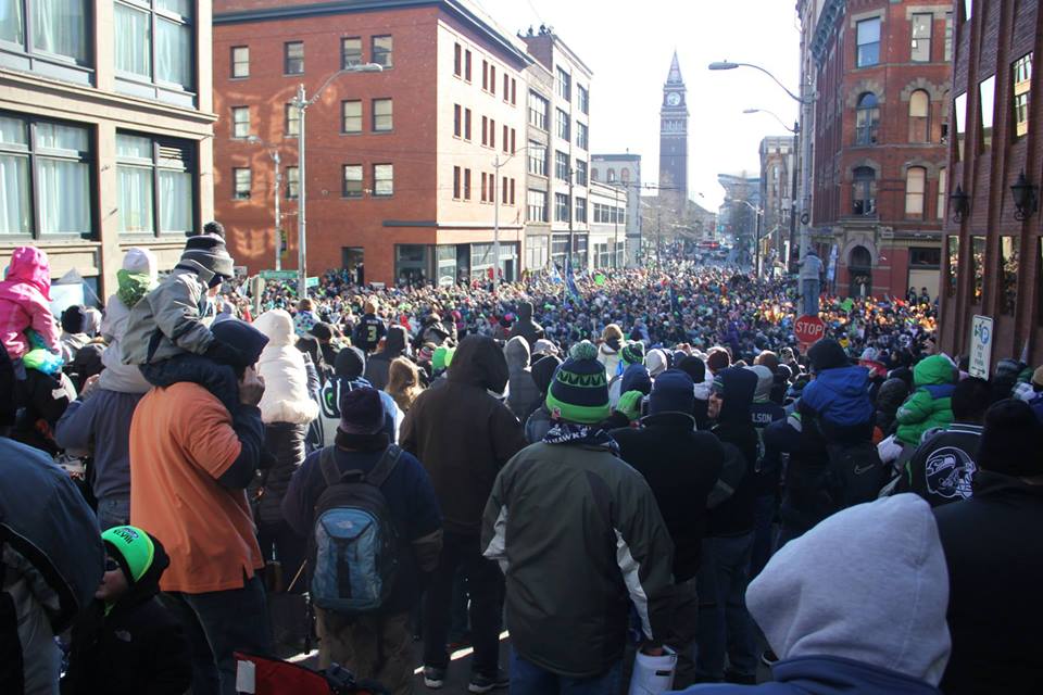 Up to 1 million people converged on Downtown Seattle for the 12th Man parade and Seahawks Superbowl celebration. Many Yakima 12’s made the trek over the Cascade curtain to be part of this once in a lifetime event. 