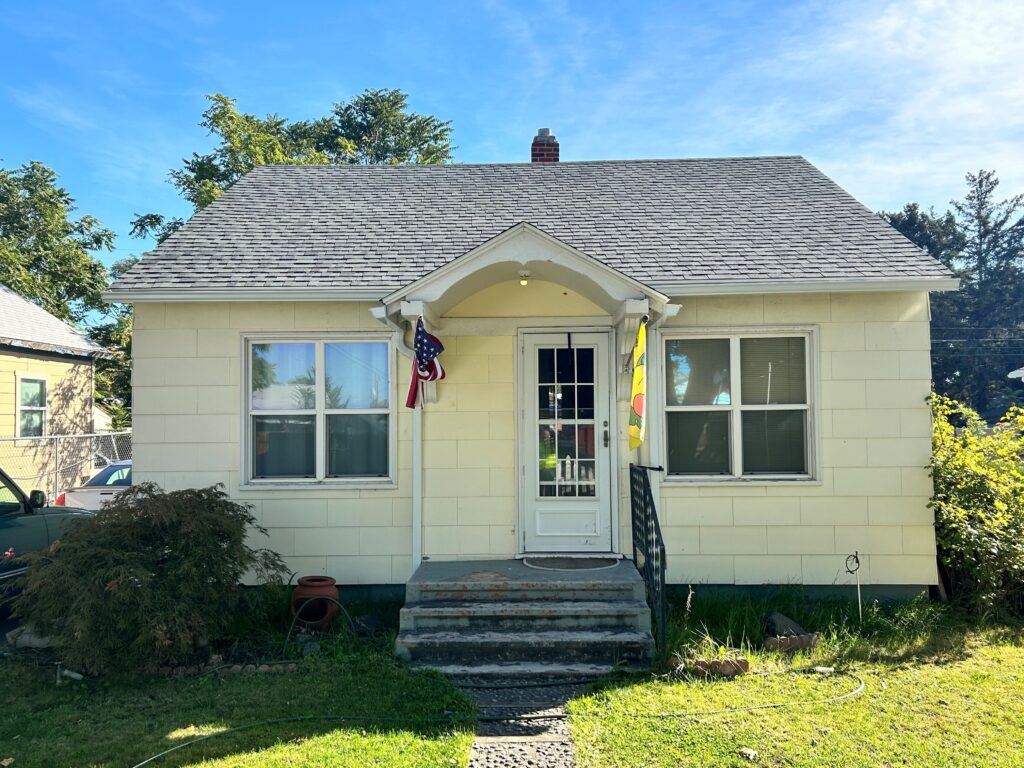 Photo of a re-roof project completed for a home.
